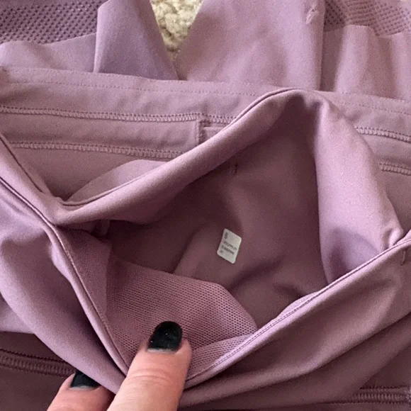 Lululemon Lavender Fast and Free with pockets Shorts - like new - Picture 5 of 9